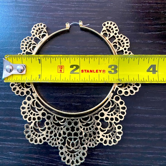 Gold plated Boho Bali Statement Earrings🌹 - Picture 5 of 5